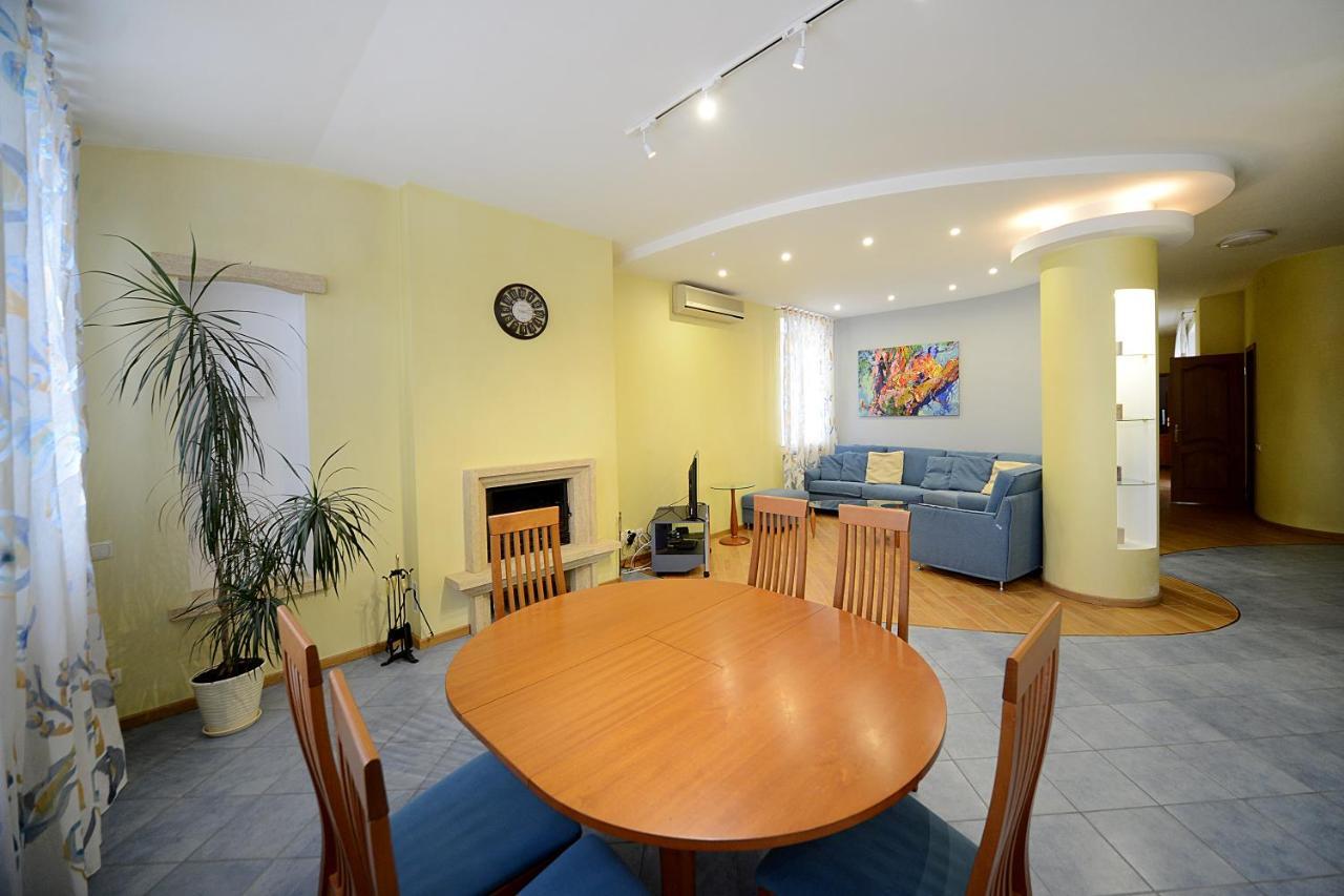 Artol Sophia Apartment Kiev Dış mekan fotoğraf