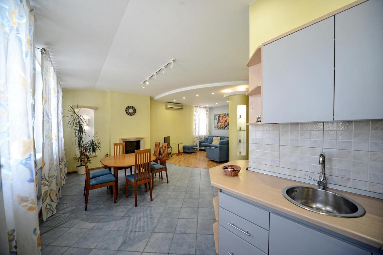 Artol Sophia Apartment Kiev Dış mekan fotoğraf